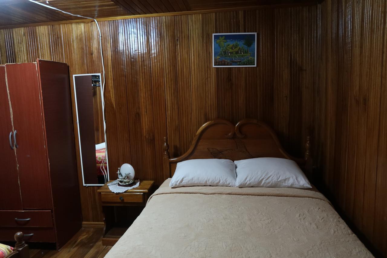Hotel Caribbean View Бастиментос Экстерьер фото